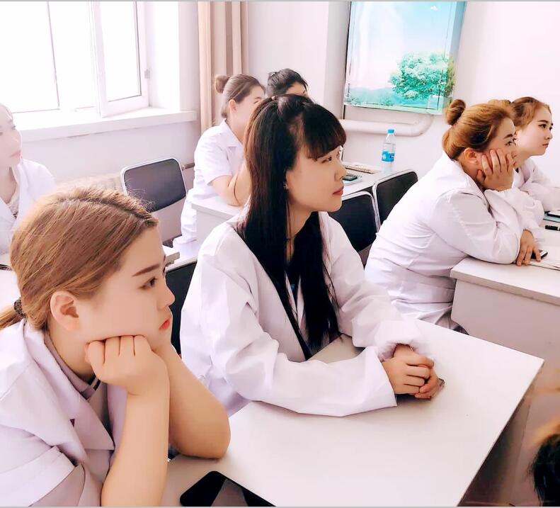 化妆就业之星- 勾鑫鑫